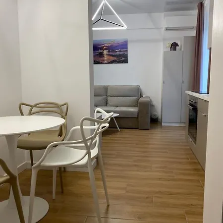 Promenada Sea View Mamaia Nord 아파트 Năvodari